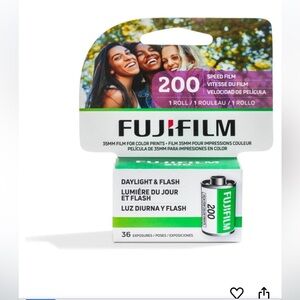 Fujifilm Fujicolor 200 Color Negative Film
